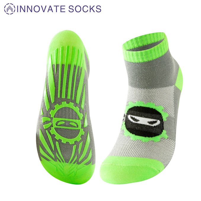Ninja Ankle Anti Skid Grip Trampoline Park Socks - 翻译中...